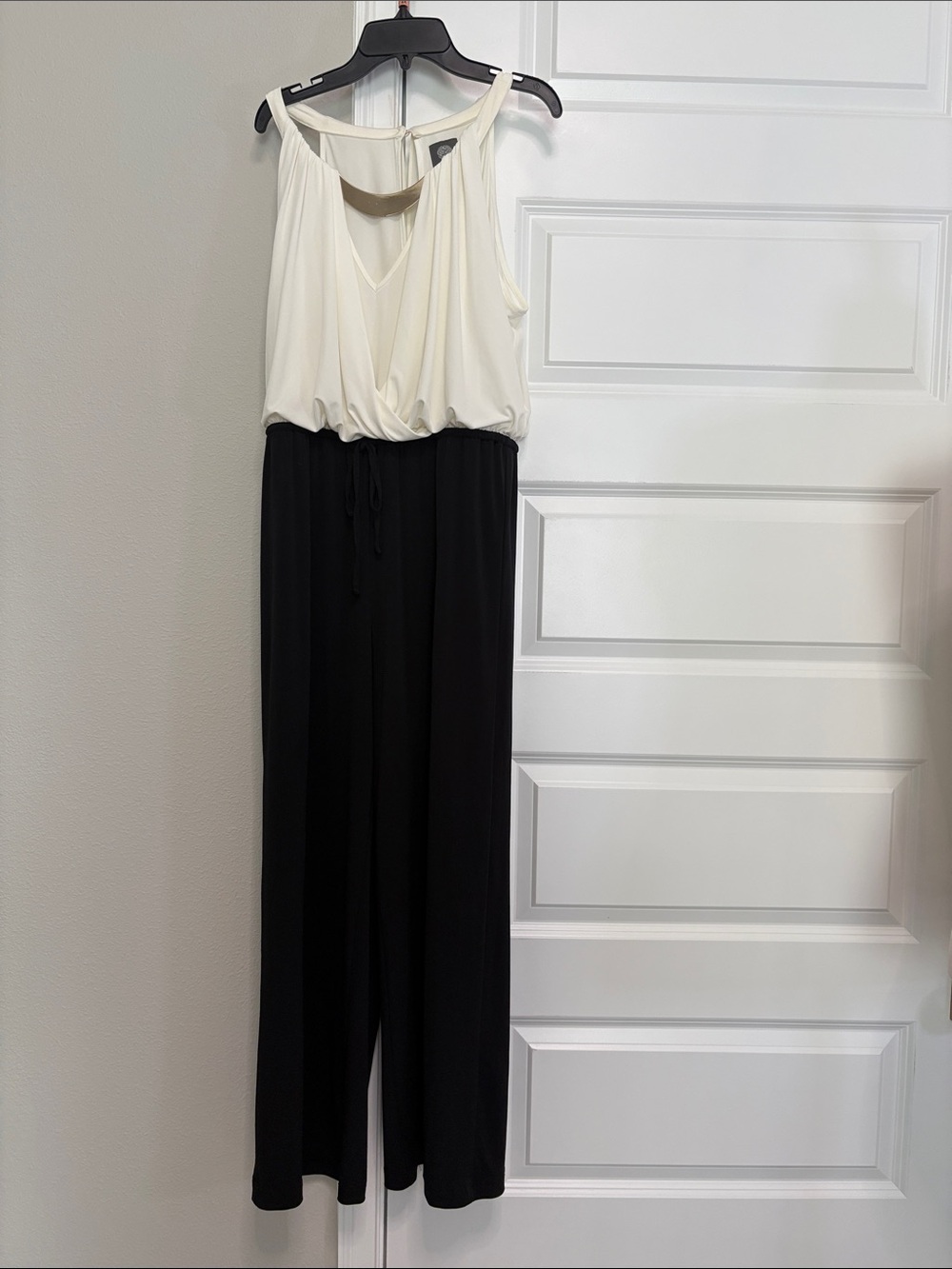Vince Camuto Two-Tone Ivory and Black Sleeveless Jumpsuit